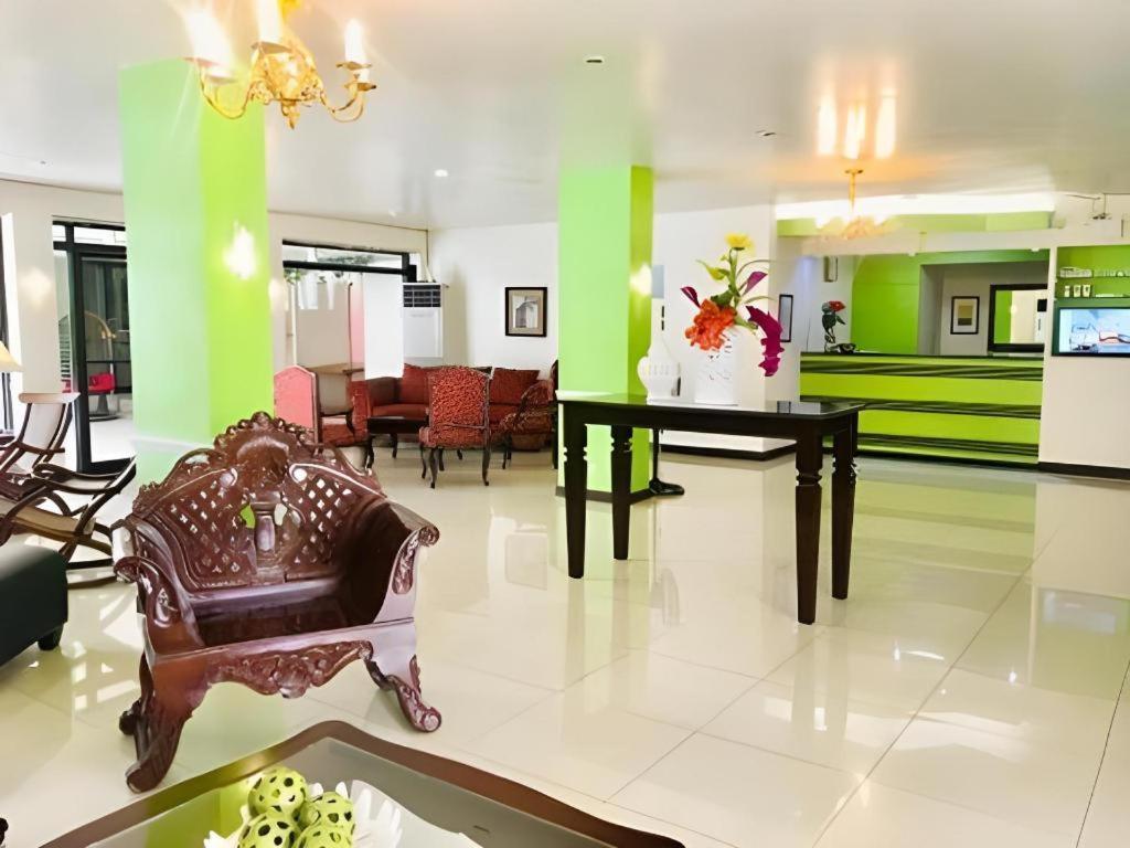 The Alpa Hotel And Restaurant Batangas Екстериор снимка